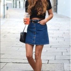H&M blue jeans button up skirt size 12